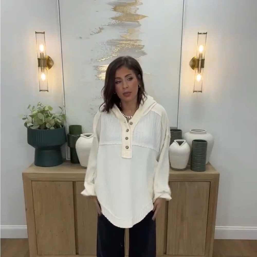 NWT Oli & Hali hoodie top size medium - Picture 6 of 7